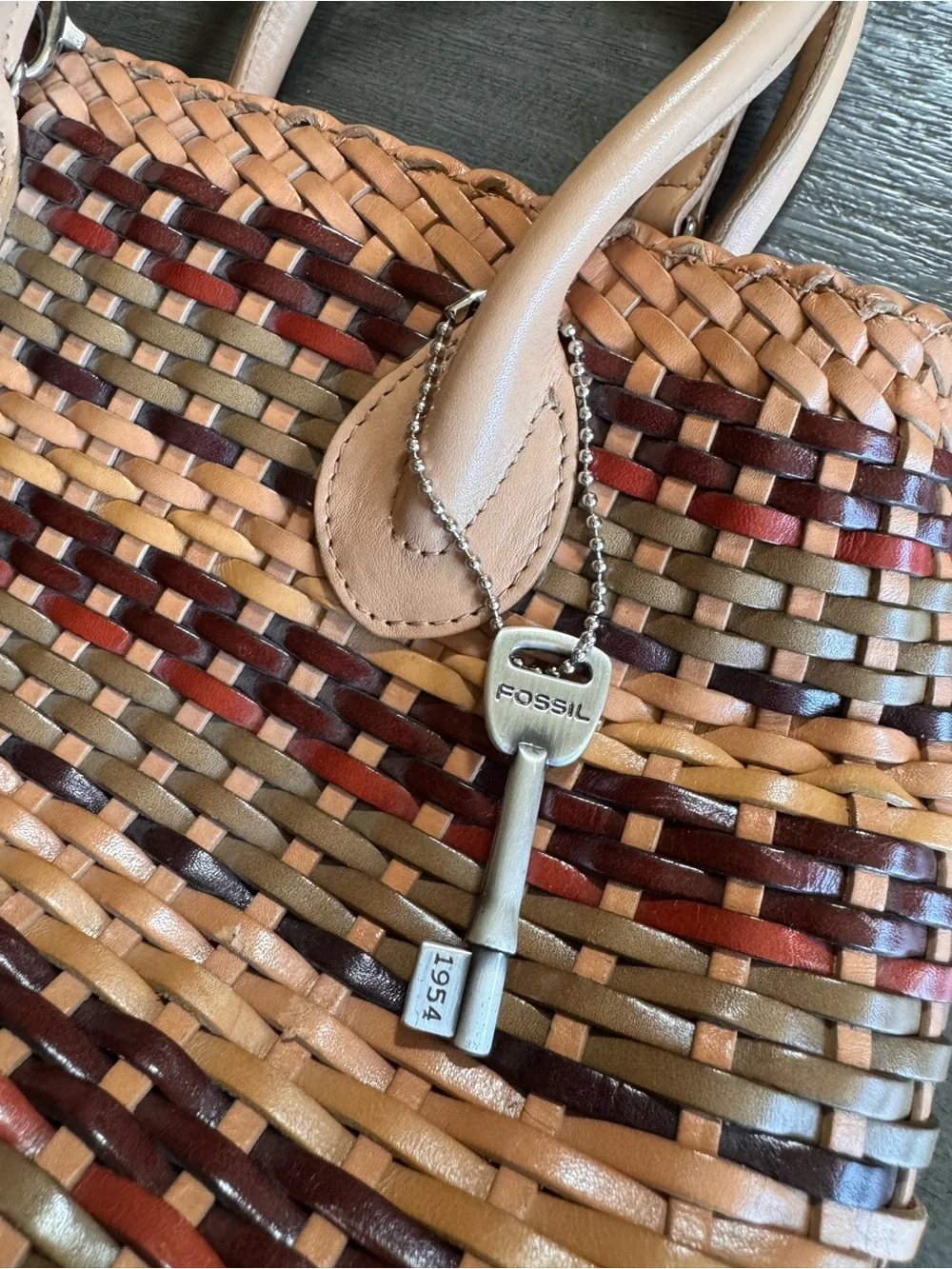 Fossil purse light